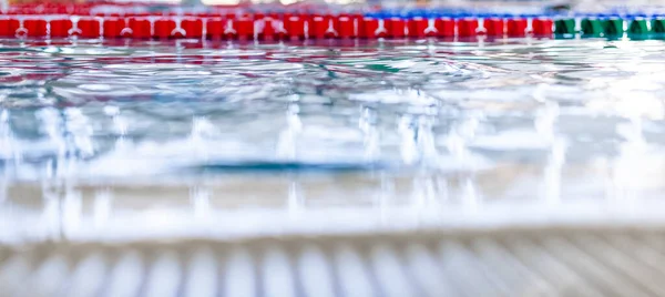 Schwimmbad bereit für Schwimmwettbewerb — Stockfoto