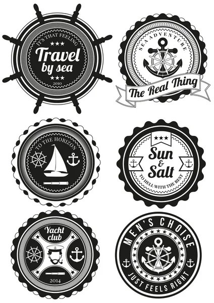 Set van ronde badges voor zee en yacht club — Stockvector