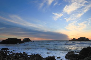 Pasifik Okyanusu günbatımı, Sutro banyoları, San Francisco, California