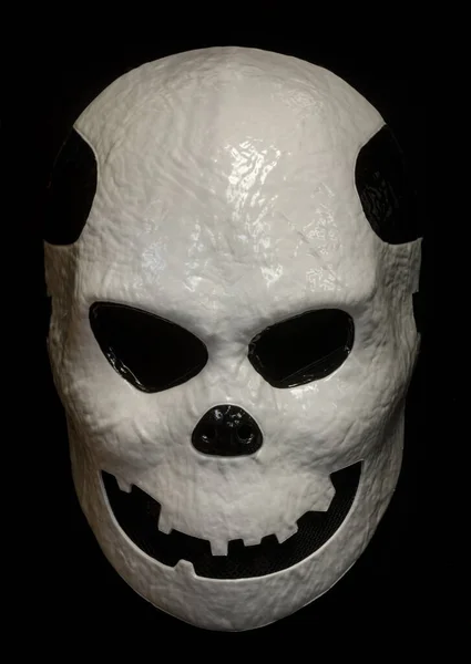 Meia Máscara Esqueleto Isolado Contra Fundo Preto — Fotografia de Stock
