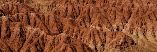 Detalle de Formación rocosa de piedra arenisca naranja roja en el desierto de Tatacoa, Huila — Foto de Stock