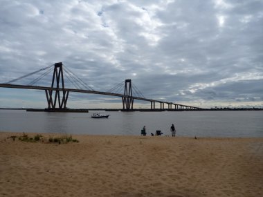 corrientes Arjantin parana Nehri üzerinde köprü