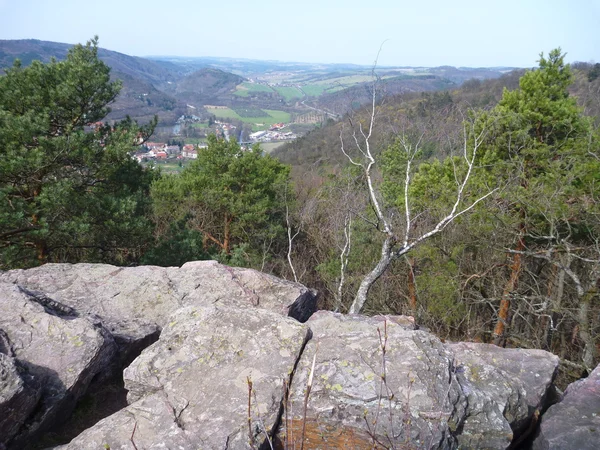 Blick von der Spitze des Hügels Kvetnice in der Tschechischen Republik — Stockfoto