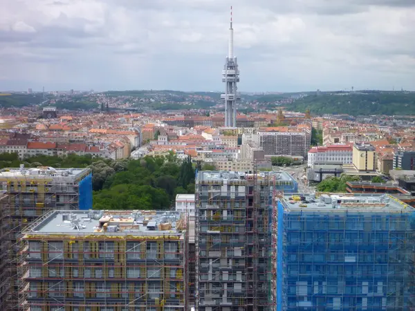 Flygfoto över Prague city från en utsiktsplats — Stockfoto