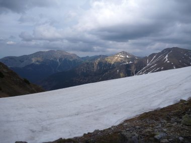 Tatry dağlara bahar Slovakya'da