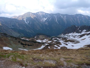 Tatry dağlara bahar Slovakya'da