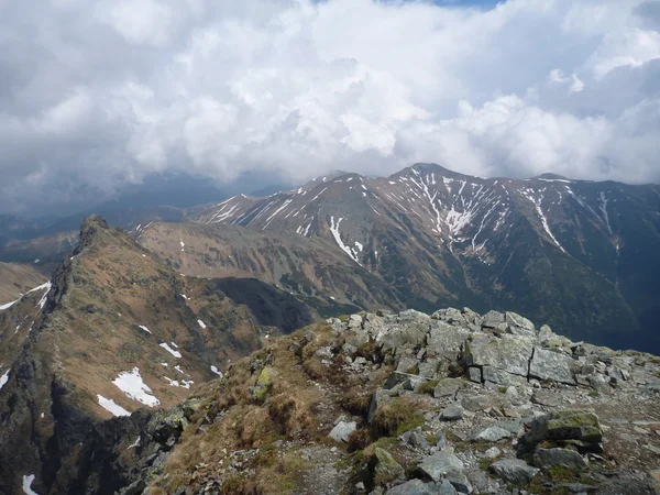 Montañas de Tatry en Eslovaquia en primavera — Foto de Stock