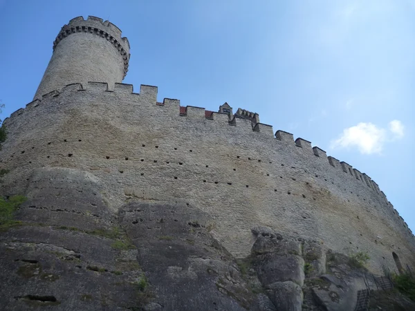 Storico castello medievale kokorin nella repubblica ceca — Foto Stock