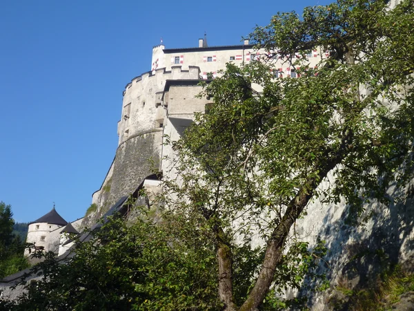 Castelo em uma colina na Áustria — Fotografia de Stock