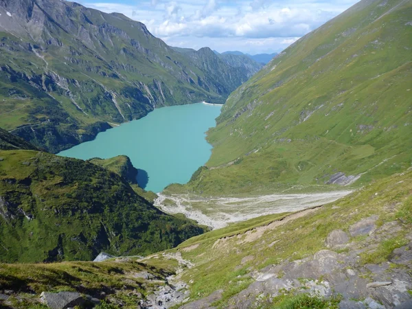 Stausee mooserboden damm in den österreichischen alpen — Stockfoto