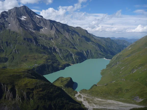 Stausee mooserboden damm in den österreichischen alpen — Stockfoto