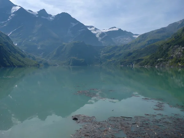 Stausee mooserboden damm in den österreichischen alpen — Stockfoto