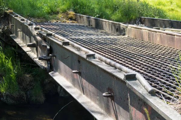 Vecchio Ponte Ferro Guerra Che Attraversa Fiume Confine Czechia — Foto Stock