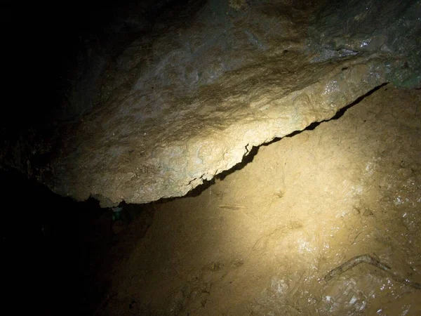 Kalkstensgrotta Mala Paklenica Ravinen Croatia — Stockfoto