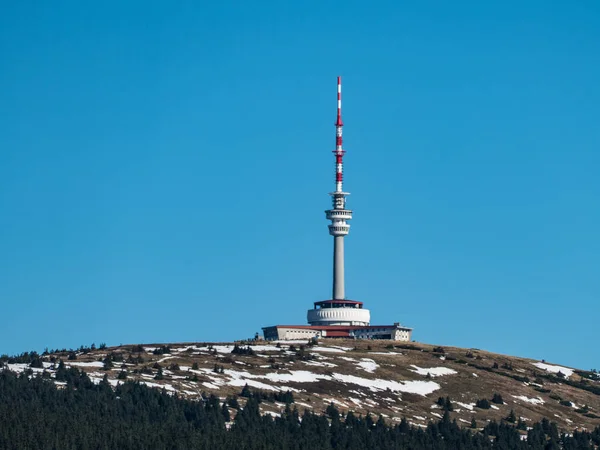 Torre Antena Praded Alta Vista Montanha Distatn Inczechia Jeseniky — Fotografia de Stock