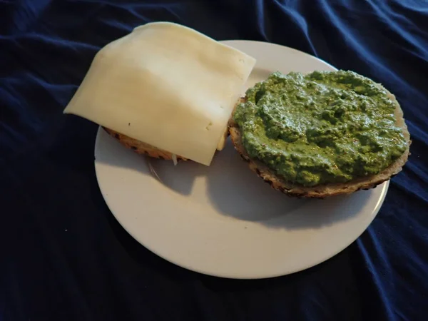 Snack Portion Bread Witch Cheese Slice Green Pesto — Stock Photo, Image