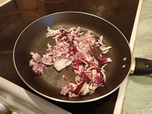 Coking Red Onion Pieces Frying Pan — Stock Photo, Image