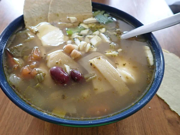 Porção Uma Tigela Uma Sopa Legumes Saborosa — Fotografia de Stock