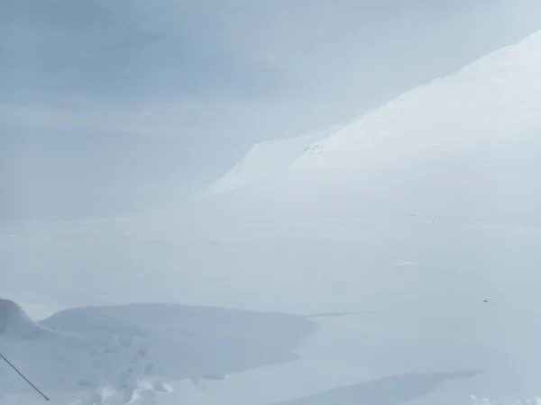 Krásná Divoká Zasněžená Zimní Krajina Národního Parku Sarek Švédském Lapplandu — Stock fotografie