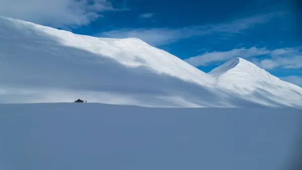 瑞典萨列克国家公园美丽的野生雪地冬季景观 — 图库照片