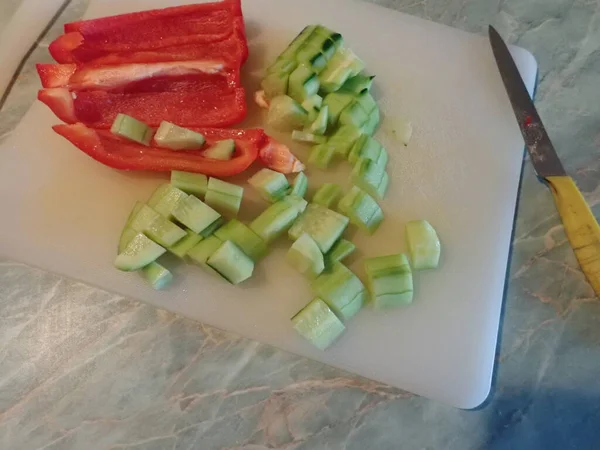 Homamade Bereiding Van Mixeex Salade Met Feta Kaas Keuken — Stockfoto