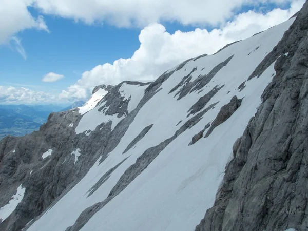 Climbing Konigsjodler Klettersteig Hochkonig Austria Alps — Stock Photo, Image