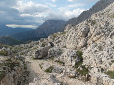 Dünya Savaşı 'nın hatıralarını güçlendiriyor. Dolomitlerde küstahlık.