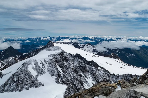 Prachtig Alpenlandschap Oostenrijk Zomer Klimmen Zuclerhuttl Berg Stubaier Alpen — Stockfoto
