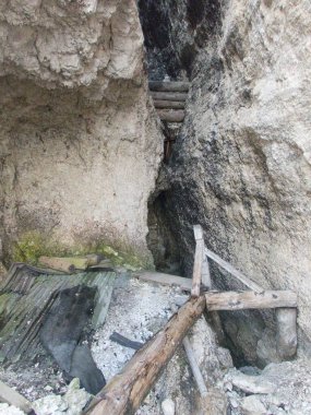 Dünya Savaşı 'nın hatıralarını güçlendiriyor. Dolomitlerde küstahlık.