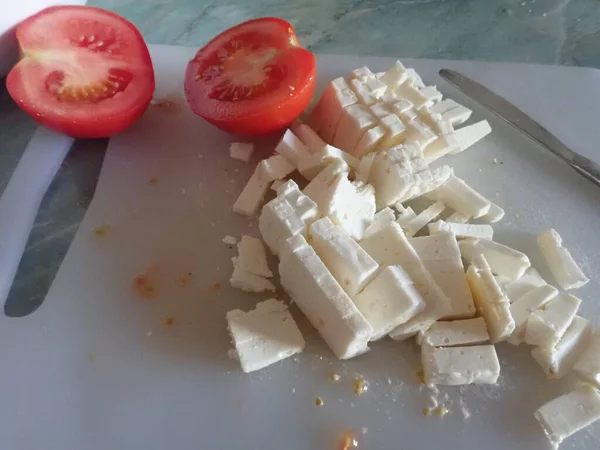 Domowej Roboty Przygotowanie Sałatki Warzywnej Freski Bałkańskiej Mieszanej Kuchni — Zdjęcie stockowe