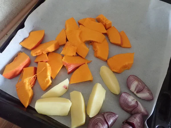 Cooking Tasty Homemade Healthy Vegetarian Pumpkin Soup — Stock Photo, Image