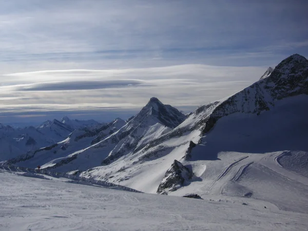 Panorama de montanha de inverno na Áustria — Fotografia de Stock