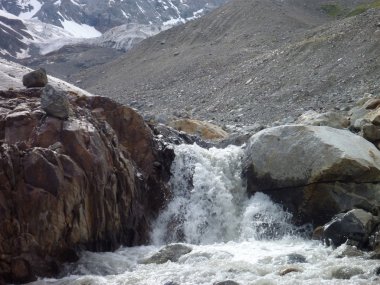 buzul Vadisi küçük dere