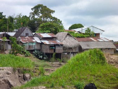köyde nehir amazonas