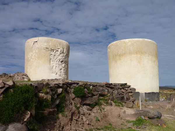 Sitio de entierro pre-inca sillustani con chulpas — Foto de Stock