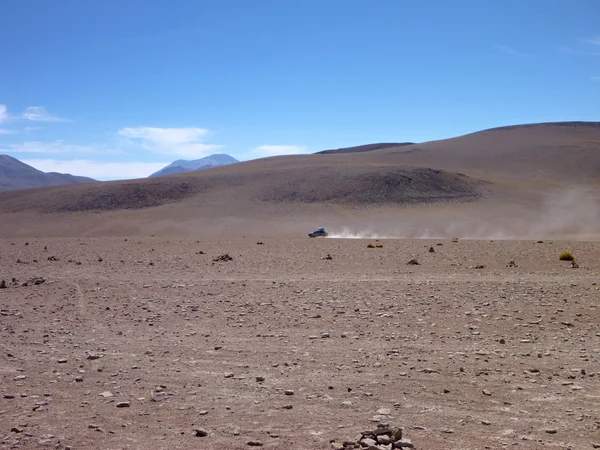 Desierto colorado-Bolívia határán sivatagban — Stock Fotó