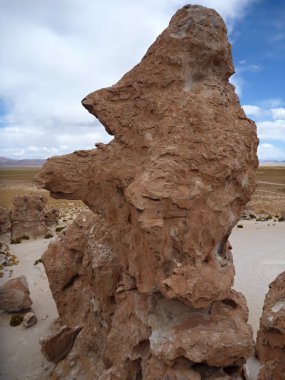 Valle de las rocas Bolivya altiplano adlı gerçeküstü kayalar ile