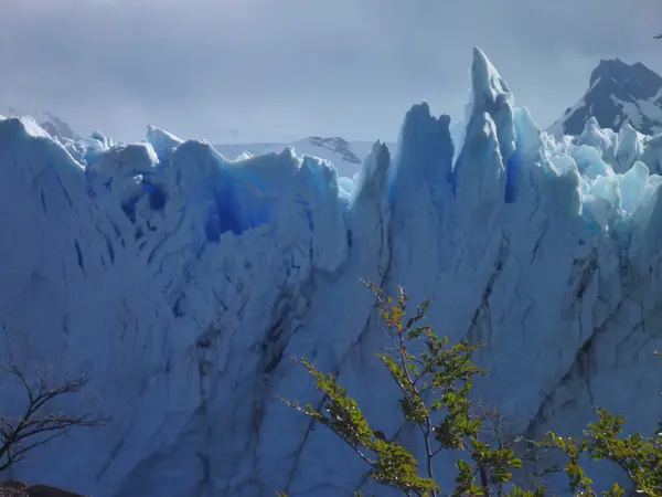 Удивительный ледник Перито Морено в аргентинской патагонии — стоковое фото