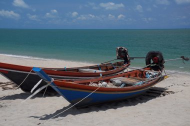 uzun kuyruk tekneler