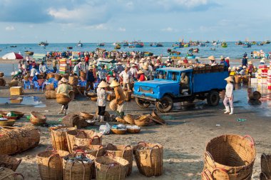 Balık pazarında uzun Hai - Vietnam