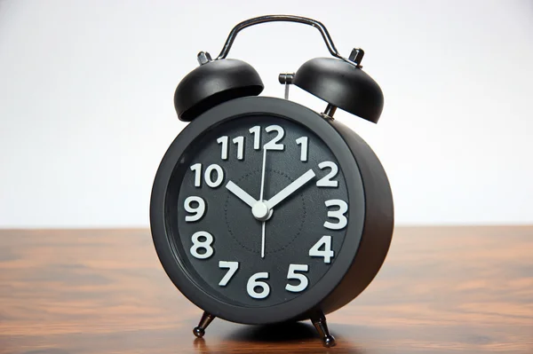 Reloj despertador negro — Foto de Stock