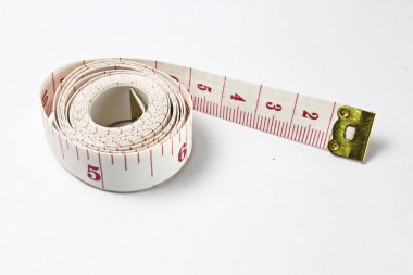 Beyaz üzerinde ölçüm bandı