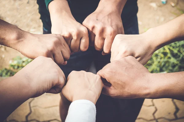 Close-up de pessoas de negócios handshake — Fotografia de Stock