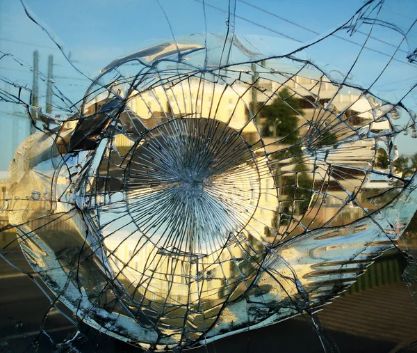 Broken mirror glass — Stock Photo, Image