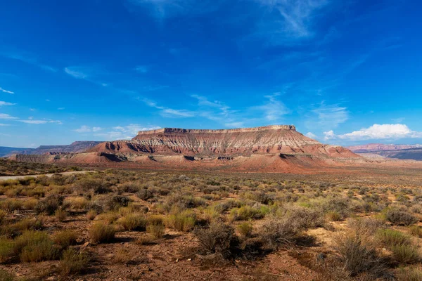 Vista Las Formaciones Rocosas Montañas Cerca Del Parque Nacional Zion — Foto de Stock