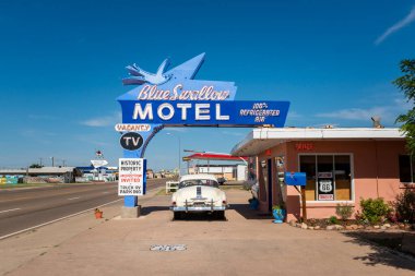 Tucumcari, New Mexico - 9 Temmuz 2014: Tarihi Blue Swallow Motel, ABD Route 66 boyunca, Tucumcari, New Mexico.
