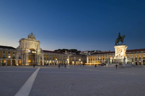 葡萄牙里斯本市商业广场 Praa Comercio 黄昏时分 — 图库照片