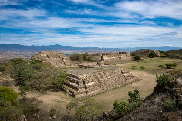 Вид Стародавні Руїни Комплексу Пірамід Монте Албана Оахаці Мексика — стокове фото