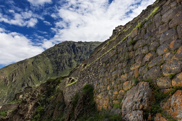 Ollantaytambo ruinen, im heiligen tal, peru — Stockfoto