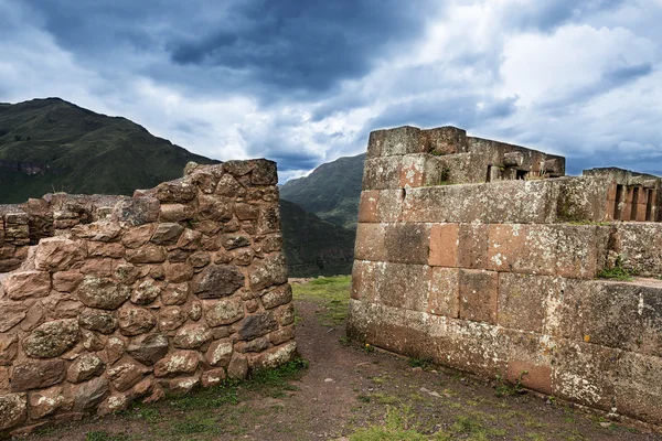 Incké zdivo detail stěny na Pisac, Peru — Stock fotografie